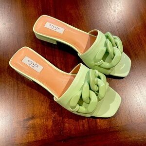 Steve Madden Flat sandals with chunky Chain Women Size 10